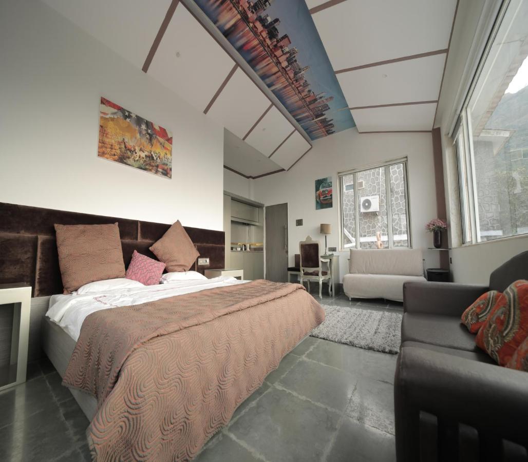 360 South, Khandala Lonavala Extérieur photo